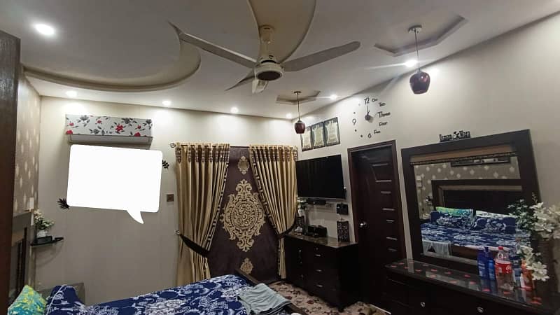 FULLY RENOVATED 10 MARLA HOUSE FOR SALE IN DHA PHASE 1 3