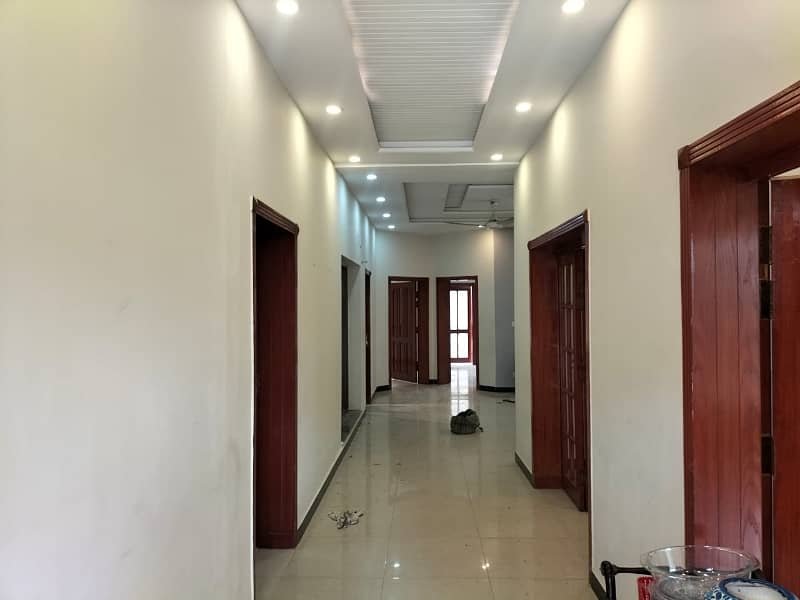 BEAUTIFUL UPPER PORTION AVAILABLE FOR RENT 1