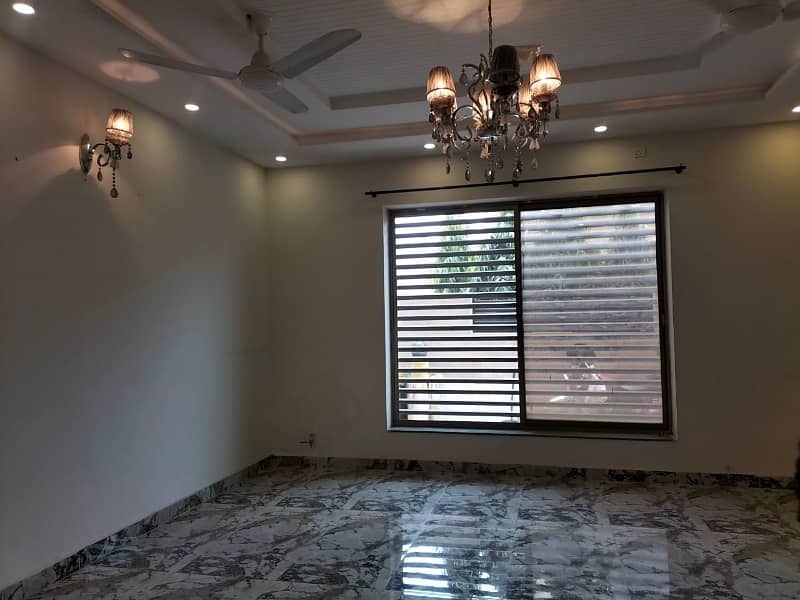 BEAUTIFUL UPPER PORTION AVAILABLE FOR RENT 0