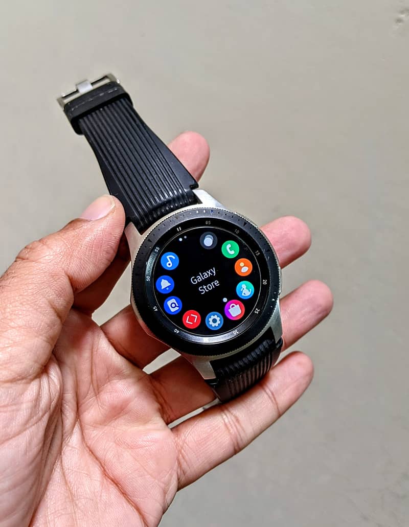 Samsung Galaxy Watch 46mm Wifi, Calling 3