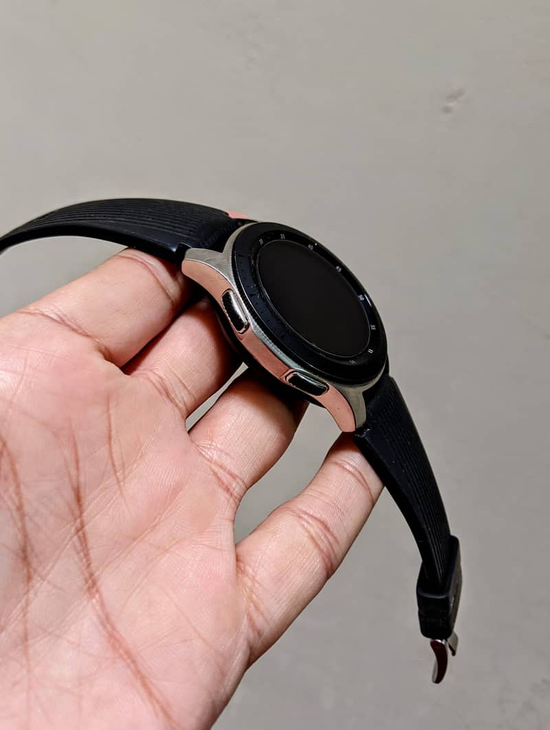 Samsung Galaxy Watch 46mm Wifi, Calling 7