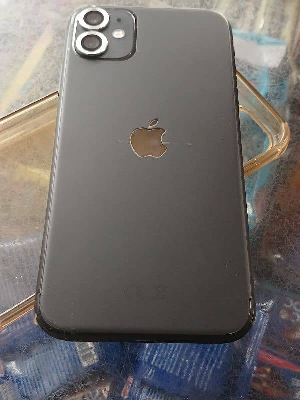 iphone 11 non pta lush condition with all. accesories 10by 10 1