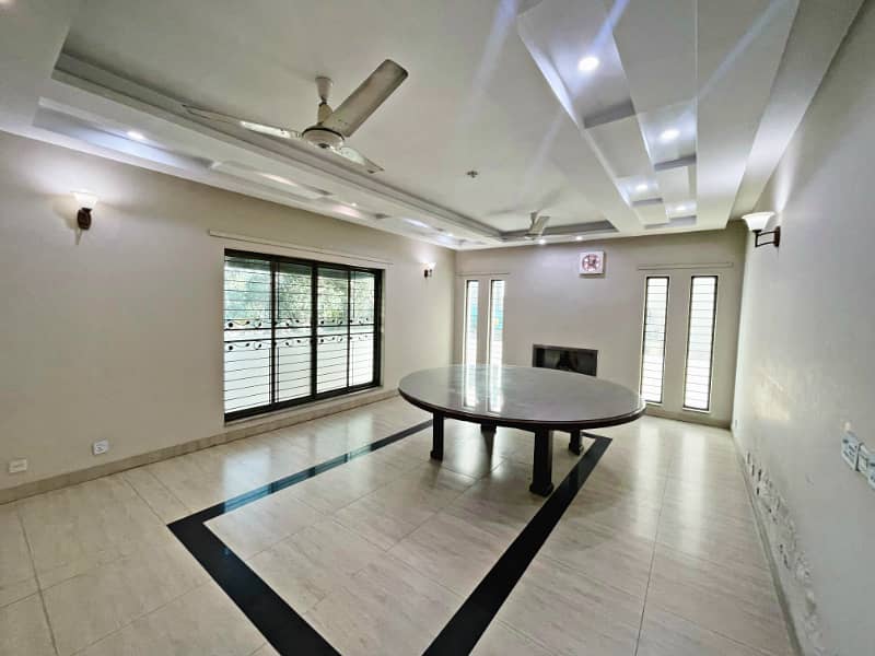 Cantt Properties Offer 1 Kanal House Availabel For Rent In DHA Phase 5 11