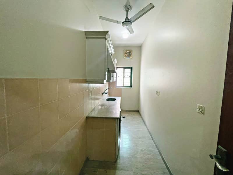 Cantt Properties Offer 1 Kanal House Availabel For Rent In DHA Phase 5 23