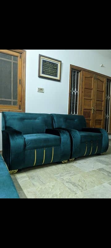 5 seater sofa set in bottle green velvet 1