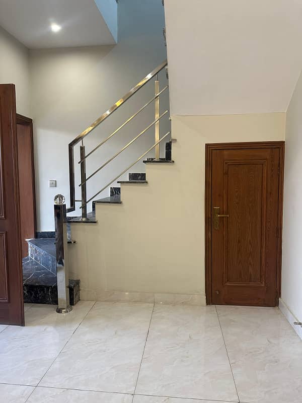 5 Marla Beautifully Designed House For Sale In Park View City Lahore 9