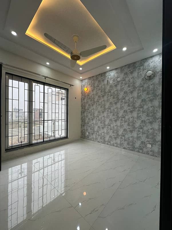 5 Marla Brand New House At Affordable Price For Sale In Park View City Lahore 22