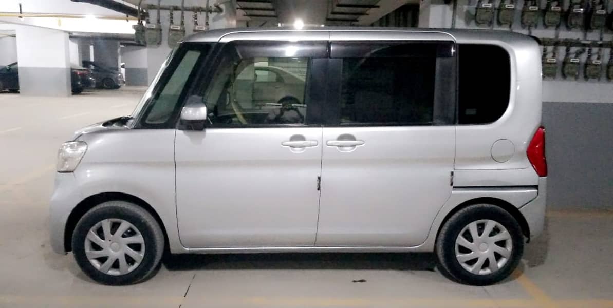 Daihatsu Tanto 2015 0