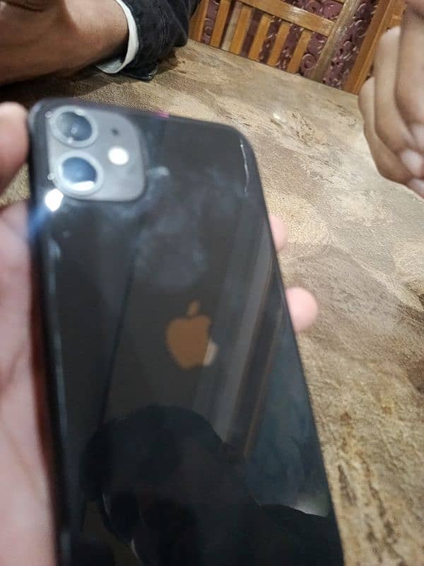 iPhone 11 | 64 GB | A Grade | Non-PTA 3