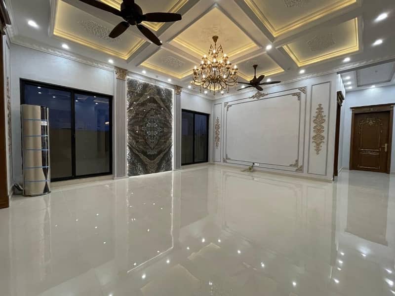 DHA Phase 7, 01 Kanal, 05 Bed, Luxury House For Sale. 18