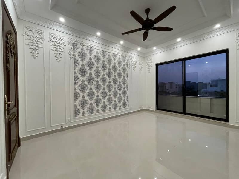 DHA Phase 7, 01 Kanal, 05 Bed, Luxury House For Sale. 26