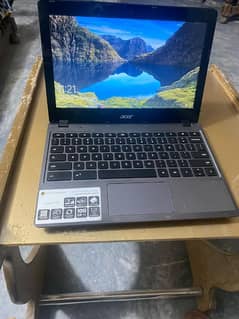 Acer 4gb 128gb chromebook or laptop c720