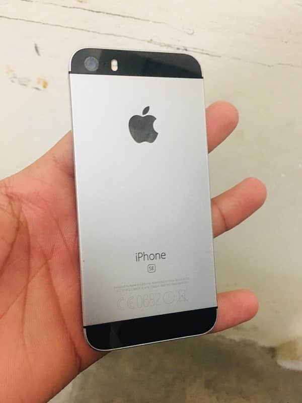 iphone 5 SE urgent sale 3