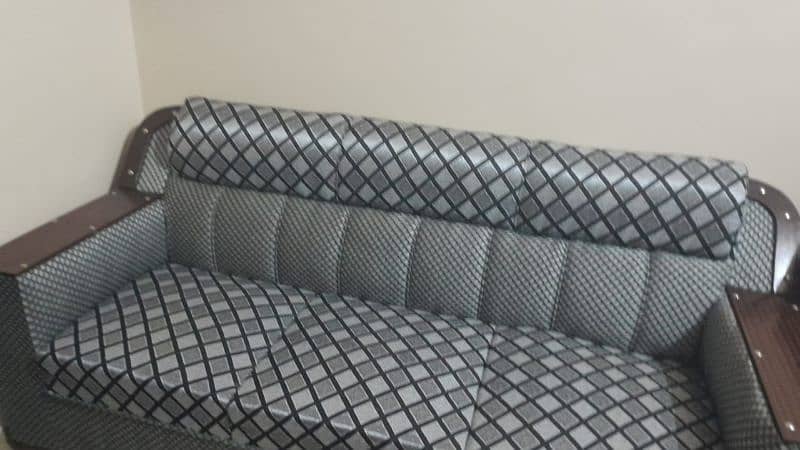 New sofa sey urgent sale 0