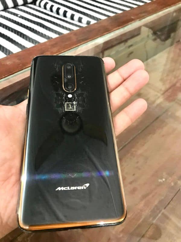 one Plus 7T pro Mclaren edition 12