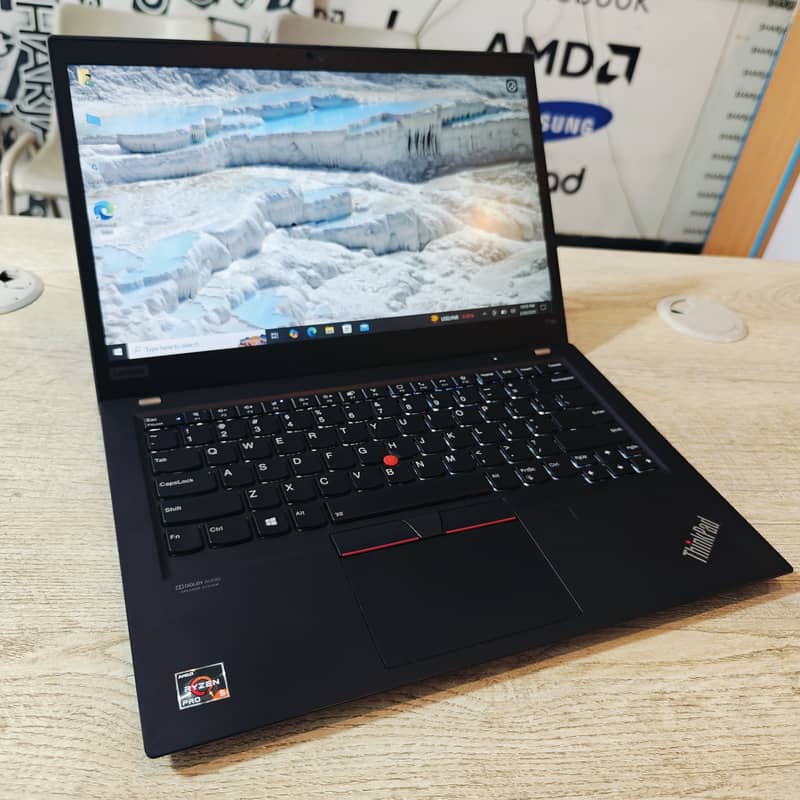 Lenovo Thinkpad T14s (10th Gen) Ryzen 5 Pro 4650U 9