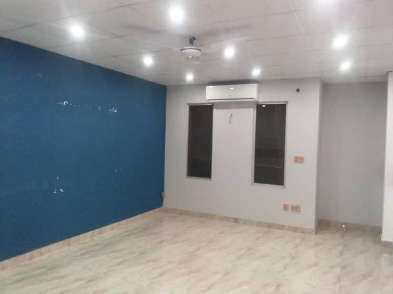 Area 1500 Sqft Sami Furnished Corporate Office Near kalma Chowk Gulberg Lahore For Rent 15