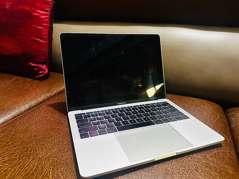 MacBook pro 2017 1