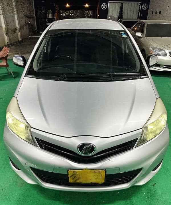 Toyota Vitz 2013 0