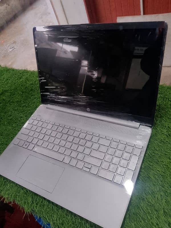 HP ELITEBOOK 1