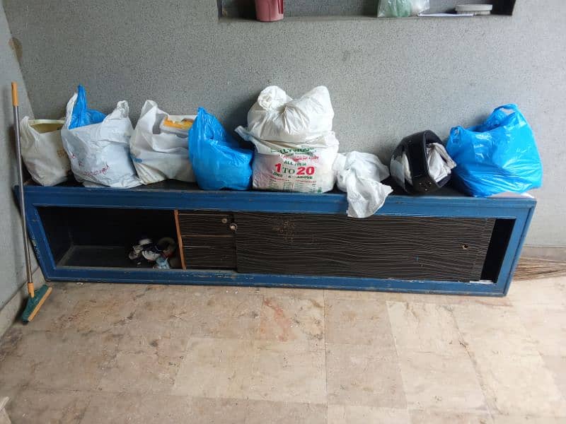 long bench with under cabinet. 03218858799 0