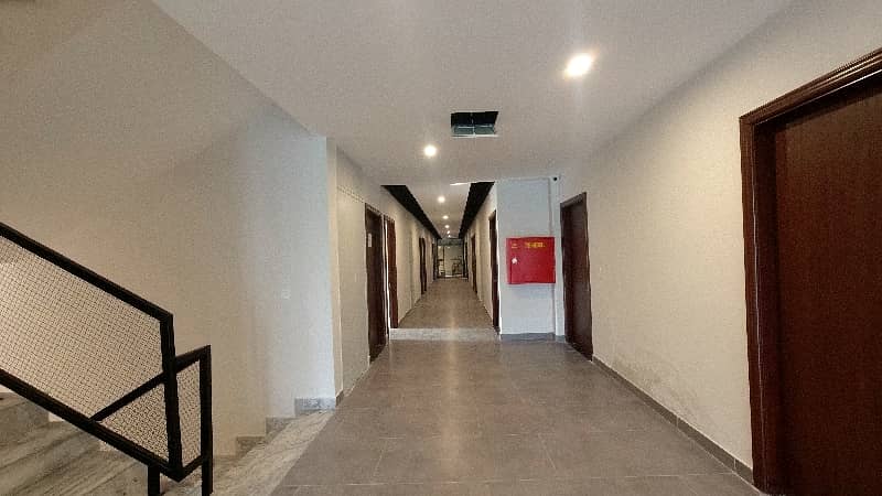 A Office Of 439 Square Feet In Rs. 70000 For Rent 5