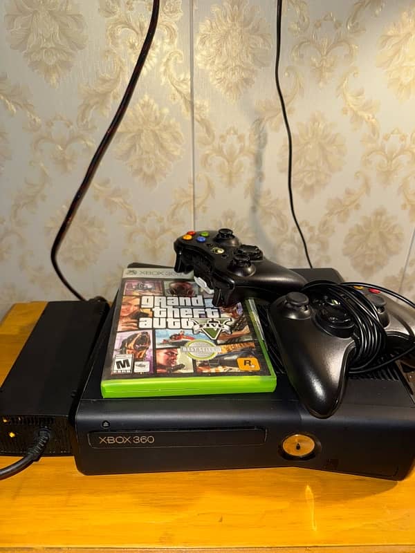 XBOX 360 SLIM 256gb JTAG ( original cd rom) 7