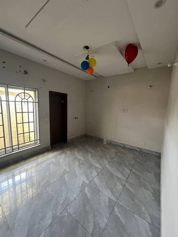 Bahria orchard Lahore rent option available full house 5 marala 18