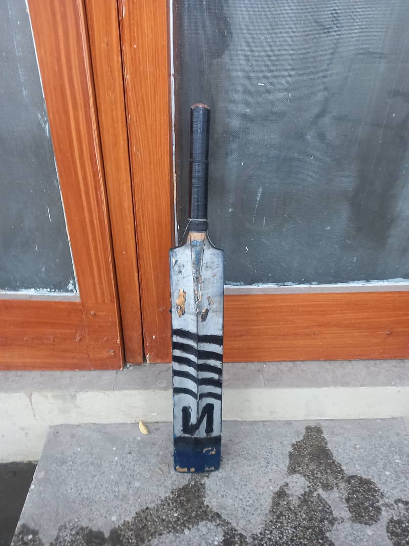 I want to sell this bat 1