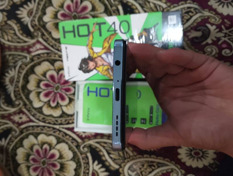 Infinix hot 40 8+8Gb / 256Gb complete box 10/10 5