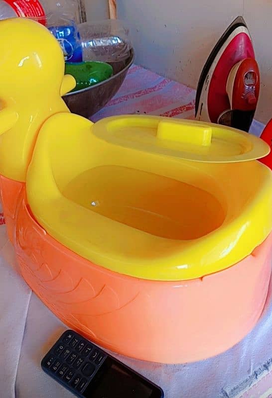 yellow and peach colour baby pot 1