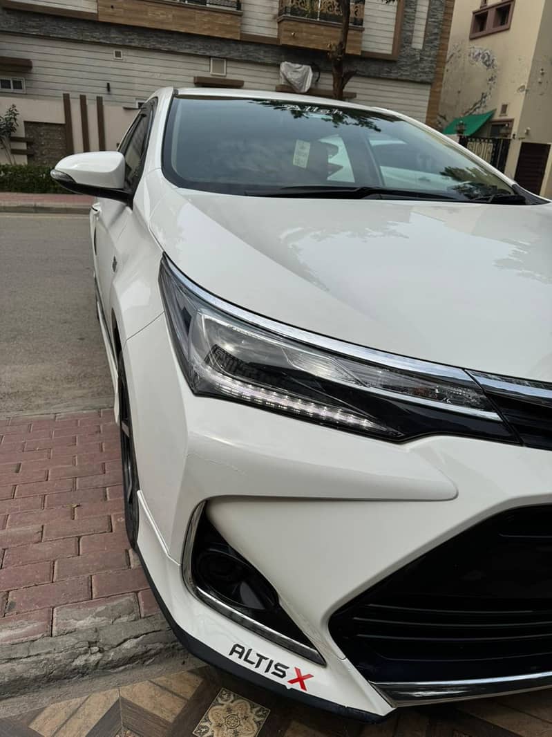 Toyota Corolla Altis 1.6 X cvt-i special Edition 2022 3