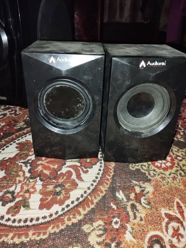 Audionic mega 40 sub woofer 1