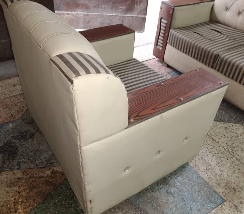 Sofa Set 6 Seater For Sale 3