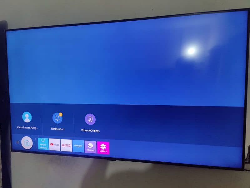 Samsung 50" UHD 4K Smart TV 2