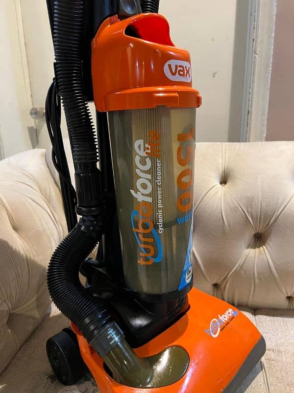 Vax Turbo Cyclonic Vacuum Cleaner 4