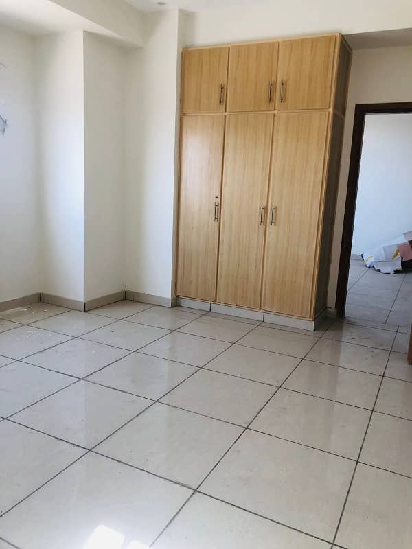 3 Bed Luxuries Apartment For Sale 7