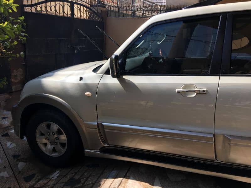 Mitsubishi Pajero GLS FULL OPTION 2005 EXCHANGE POSSIBLE 3