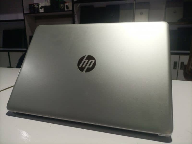 Hp Laptop 14, i5 8th gen, 8gb ram, 256ssd 0