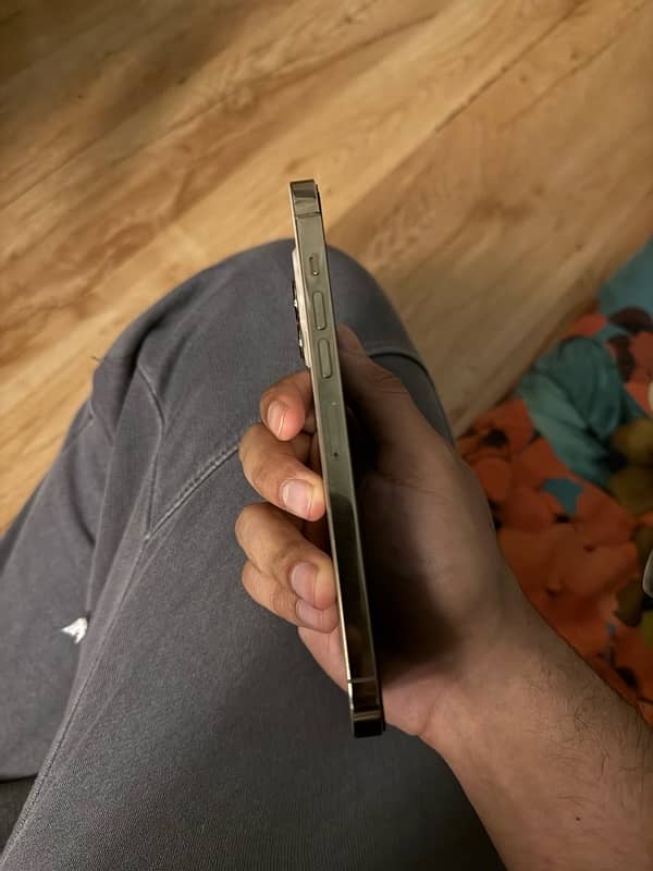 Apple iPhone 13 Pro max 128gb factory unlocked 4