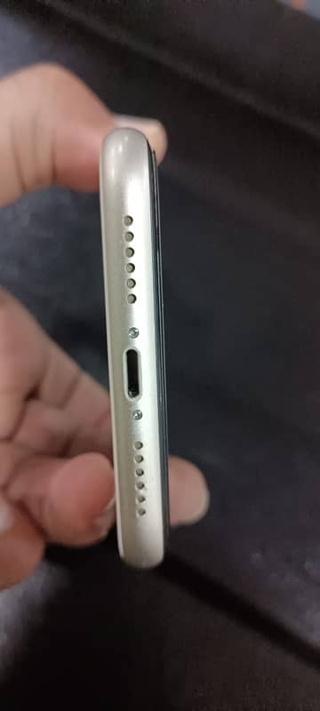 iPhone 11 non pta 4