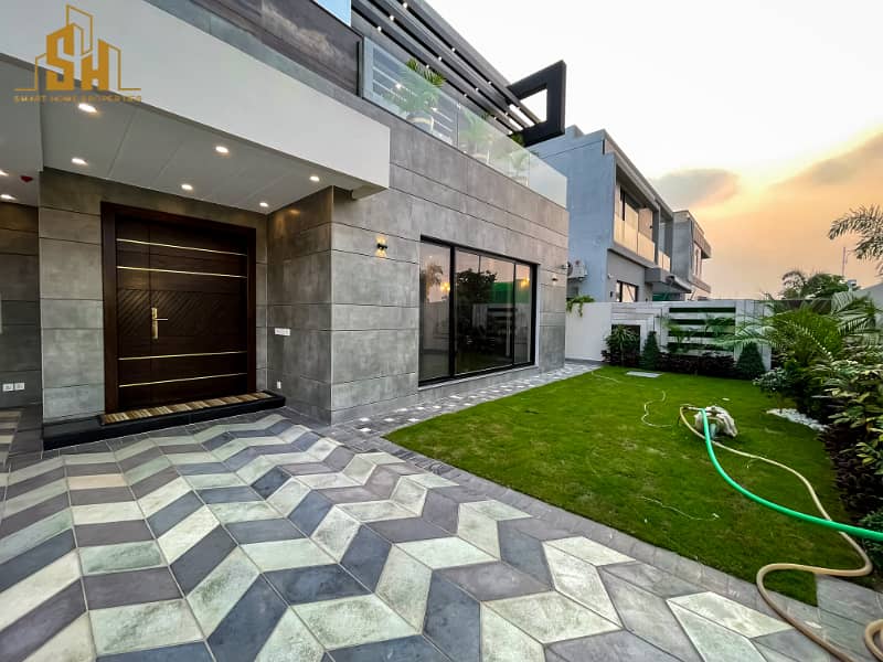 Beautiful Designed 1 Kanal Modern House For Sale In DHA Phase 7 4