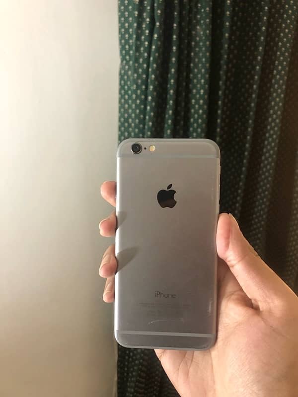 iPhone 6 Black 32GB NON PTA for Sale in Lahore 1