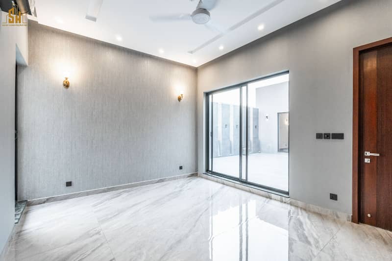 One Kanal Beautiful Modern Bungalow Available For Sale In DHA Phase 7 Lahore 45