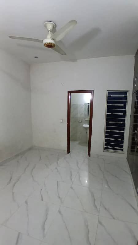 2 bed flat for rent for student or jobians 0