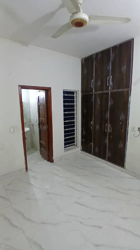 2 bed flat for rent for student or jobians 1