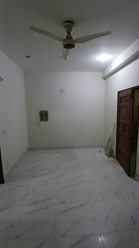 2 bed flat for rent for student or jobians 3