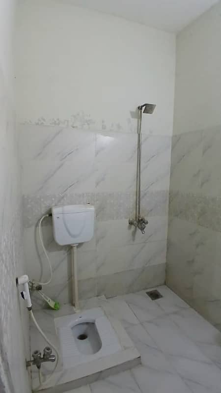 2 bed flat for rent for student or jobians 5