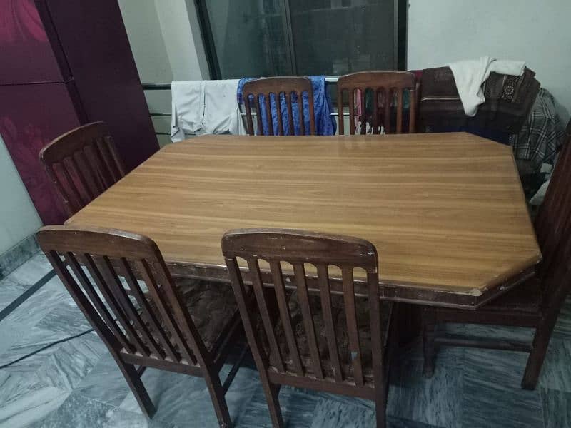 Traditional 6-Seater Dining Table – Strong, Stylish & Cozy 4