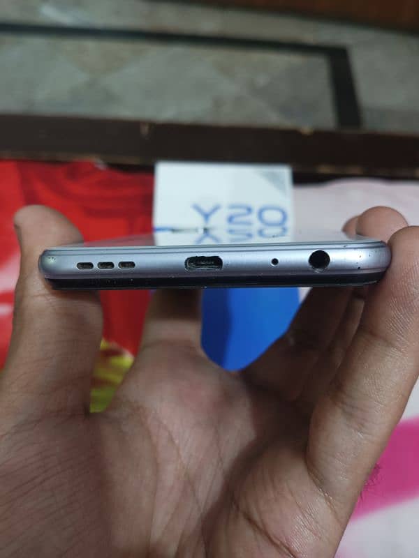 Vivo Y20 With box Charger 1